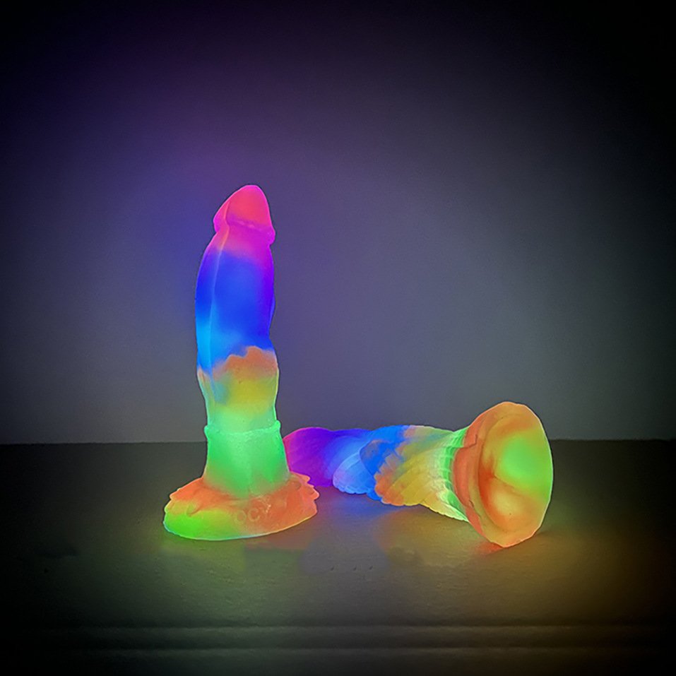 Luminous Dildos & Depth Play