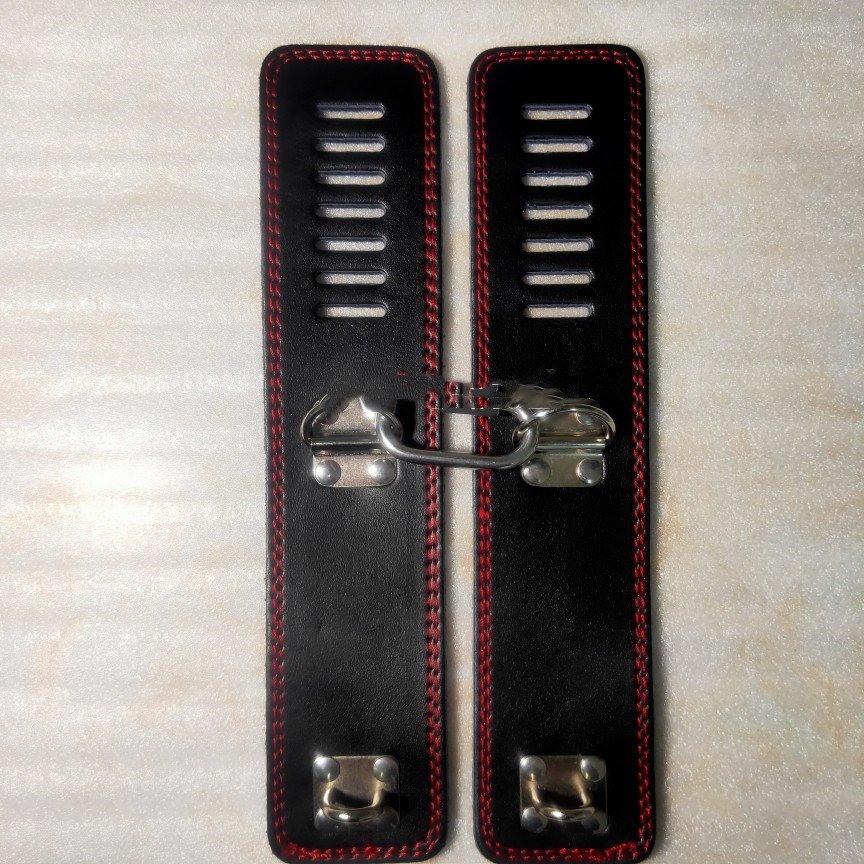 Couple's New Leather Handcuff Toy - Image 3